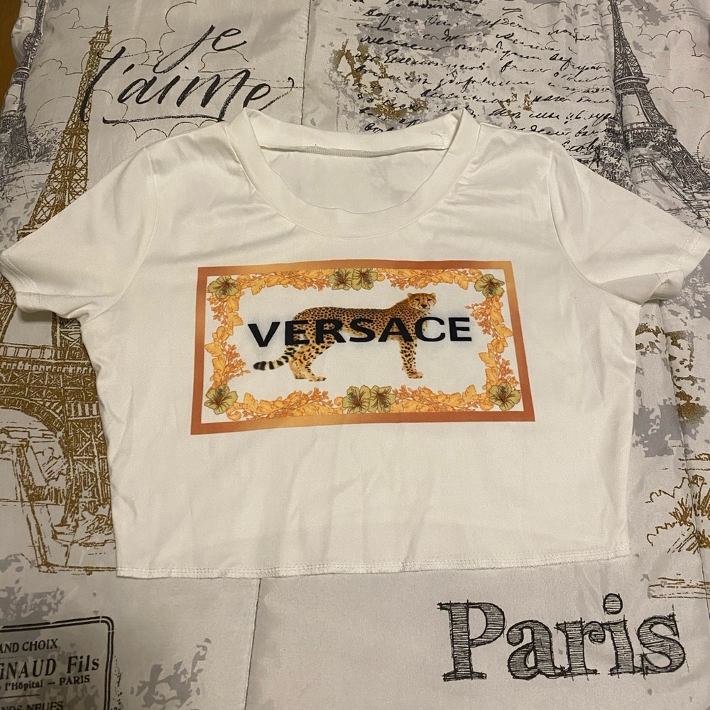 Cropped t shirt